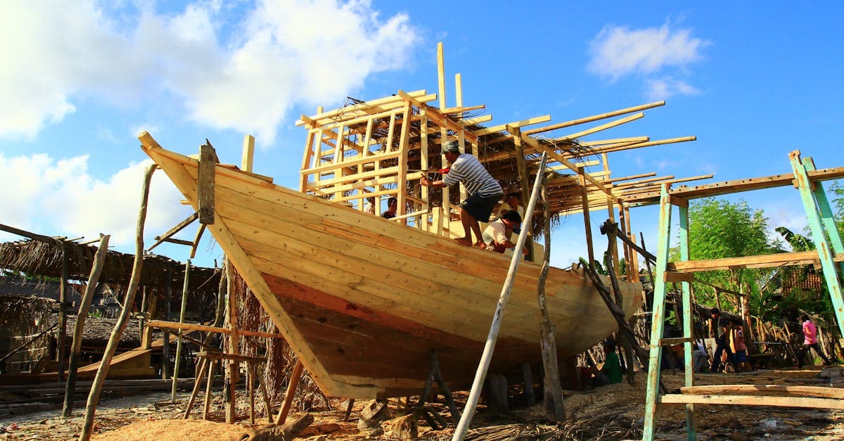 Cover Image for Transform Your Outdoor Space with Expert Deck Builders: Top Tips and Trends