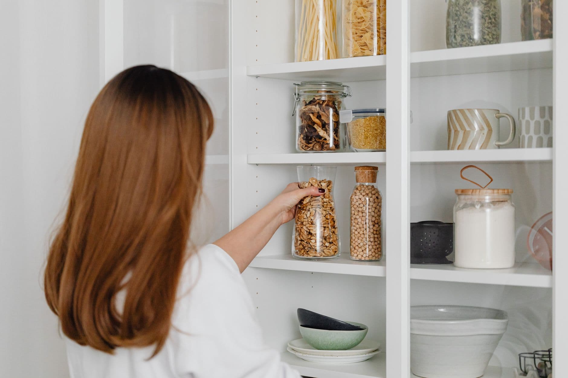 Cover image for How to Declutter Your Kitchen in a Weekend